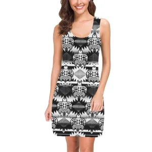 Okotoks Black and White Turtles IkstsÃ­miwa Vest Dress